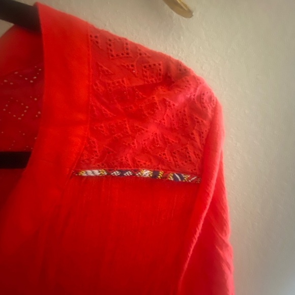 AGB button up lace top - Picture 3 of 6